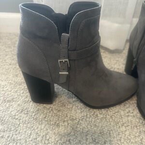 Ankle bootie